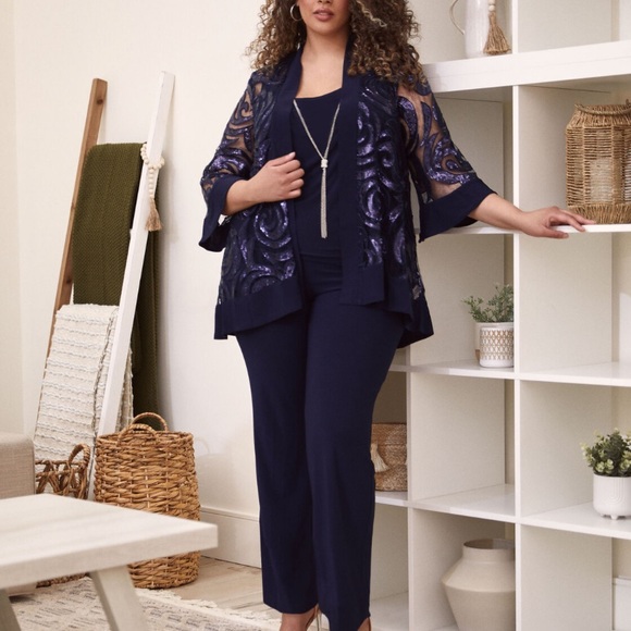 Mother of the bride pant suit - Picture 1 of 3